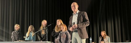 Vorlesewettbewerb der 6. Klassen an der Felix-Fechenbach-Gesamtschule Leopoldshöhe